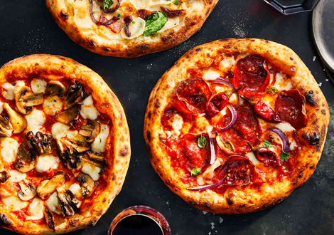 3 Fresh Pizzas Served at Chilli Grill takeaway in Glasgow 
